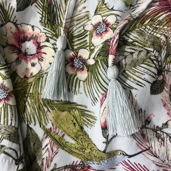 J Jill Floral Pull On Shorts Elastic Waist Size Medium Petite Island Beach Vaca - Picture 6 of 8